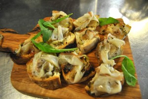 Antipasti Bruschetta con lardo di colonnata  